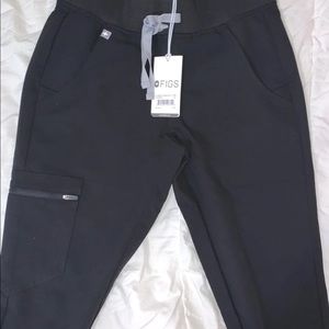 Womens FIGS jogger scrub bottoms